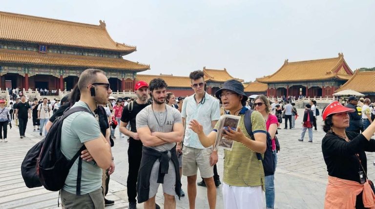 English-speaking tour guide