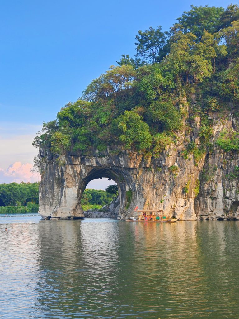 Elephant Trunk Hill, Guilin’s symbolic landmark