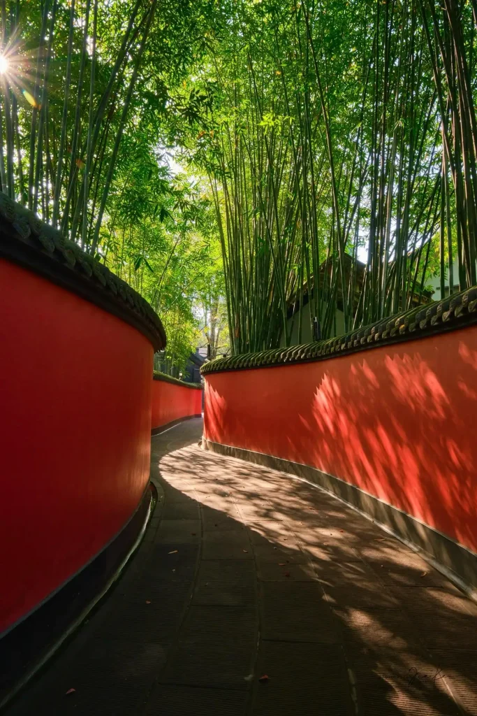 Red-Wall Path