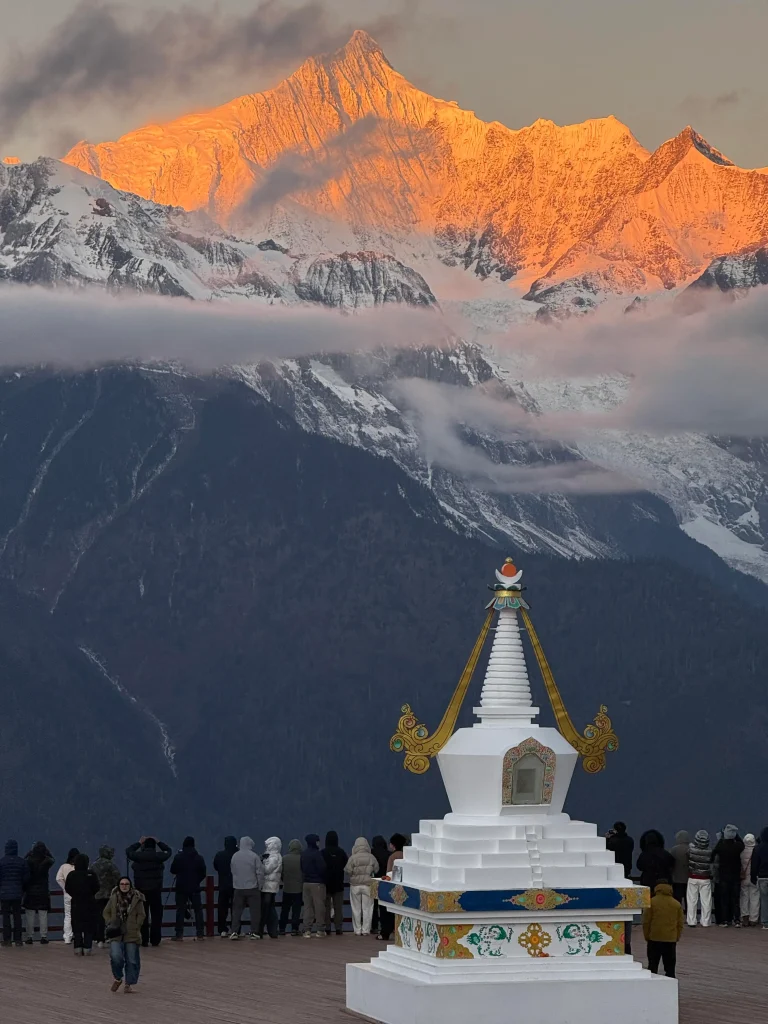 Feilai Temple Viewing Platform