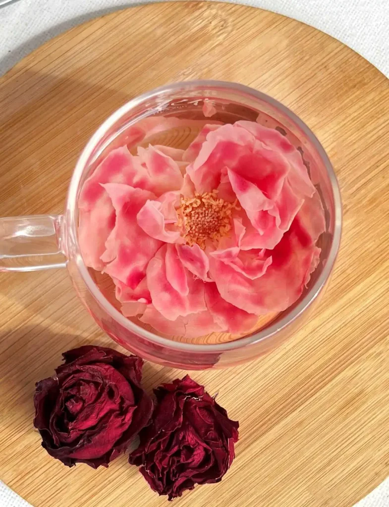 Rose tea