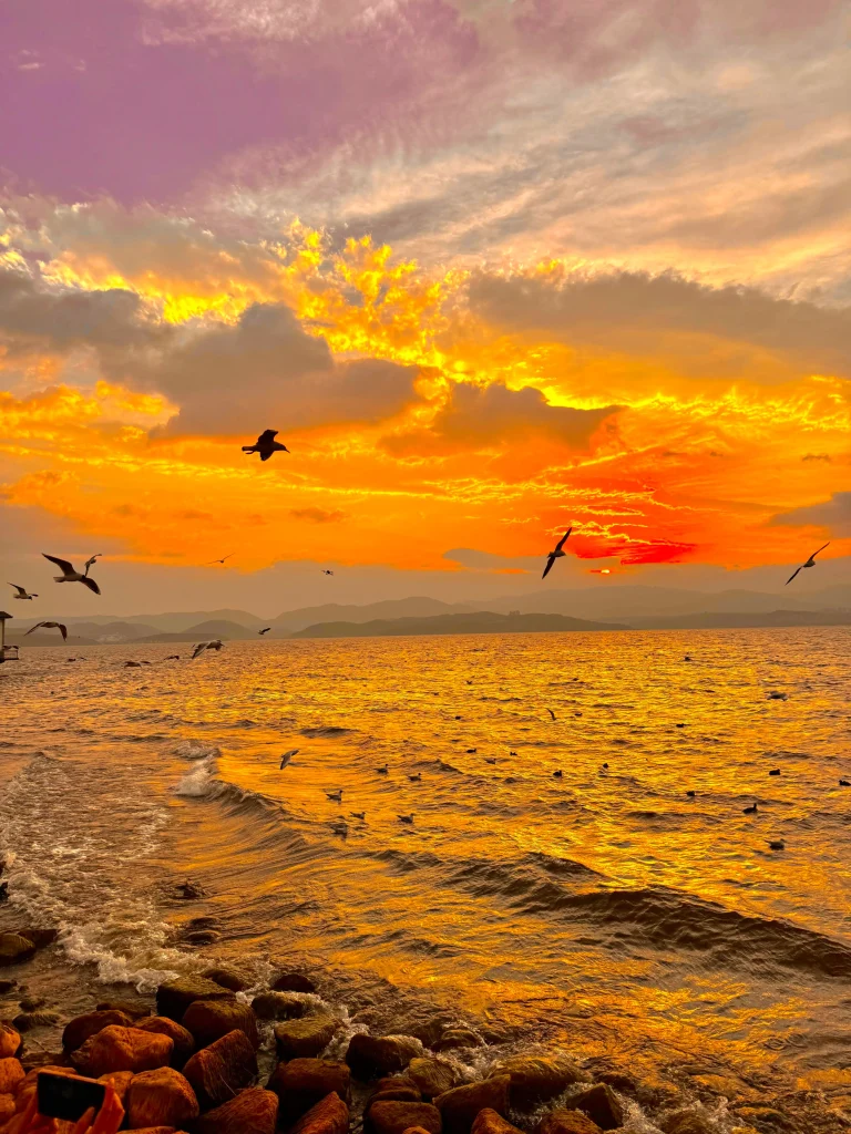 Sunrise over Erhai Lake in Yunnan