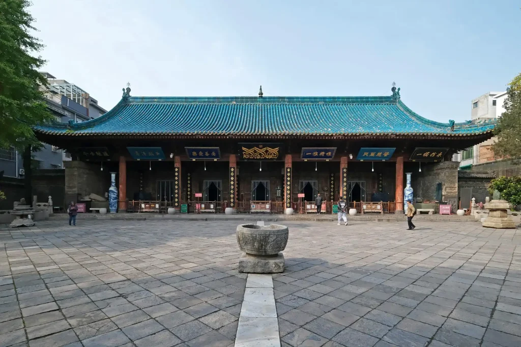 main prayer hall